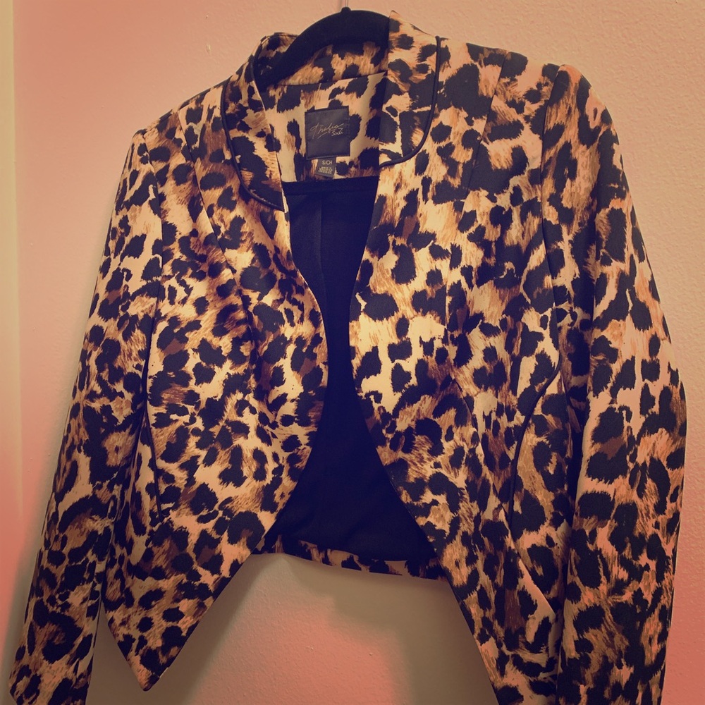 Leopard Blazer